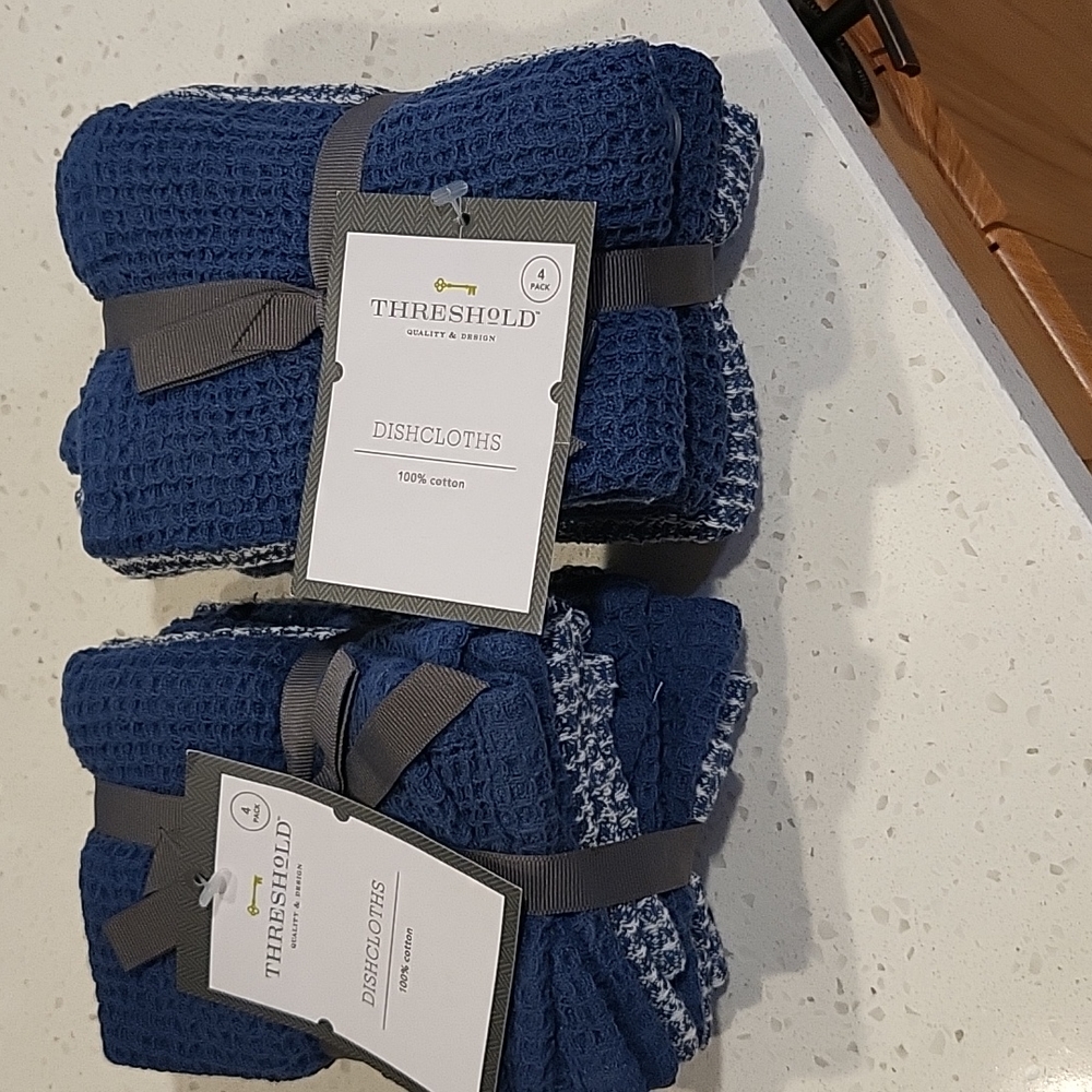 Blue dishcloths